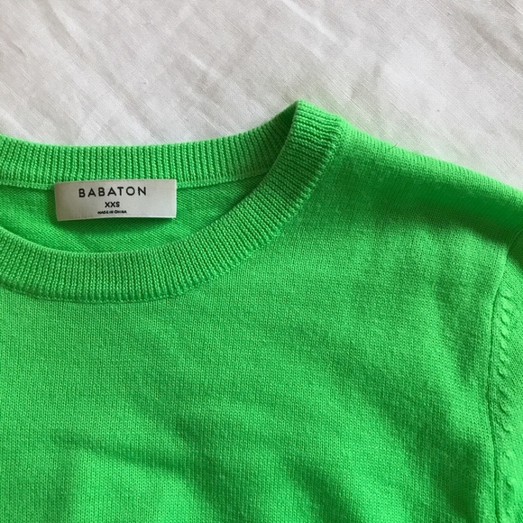 Aritzia Lime green top - Picture 2 of 2